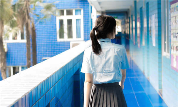 精河如何找到一个可以帮助我生孩子的女人？